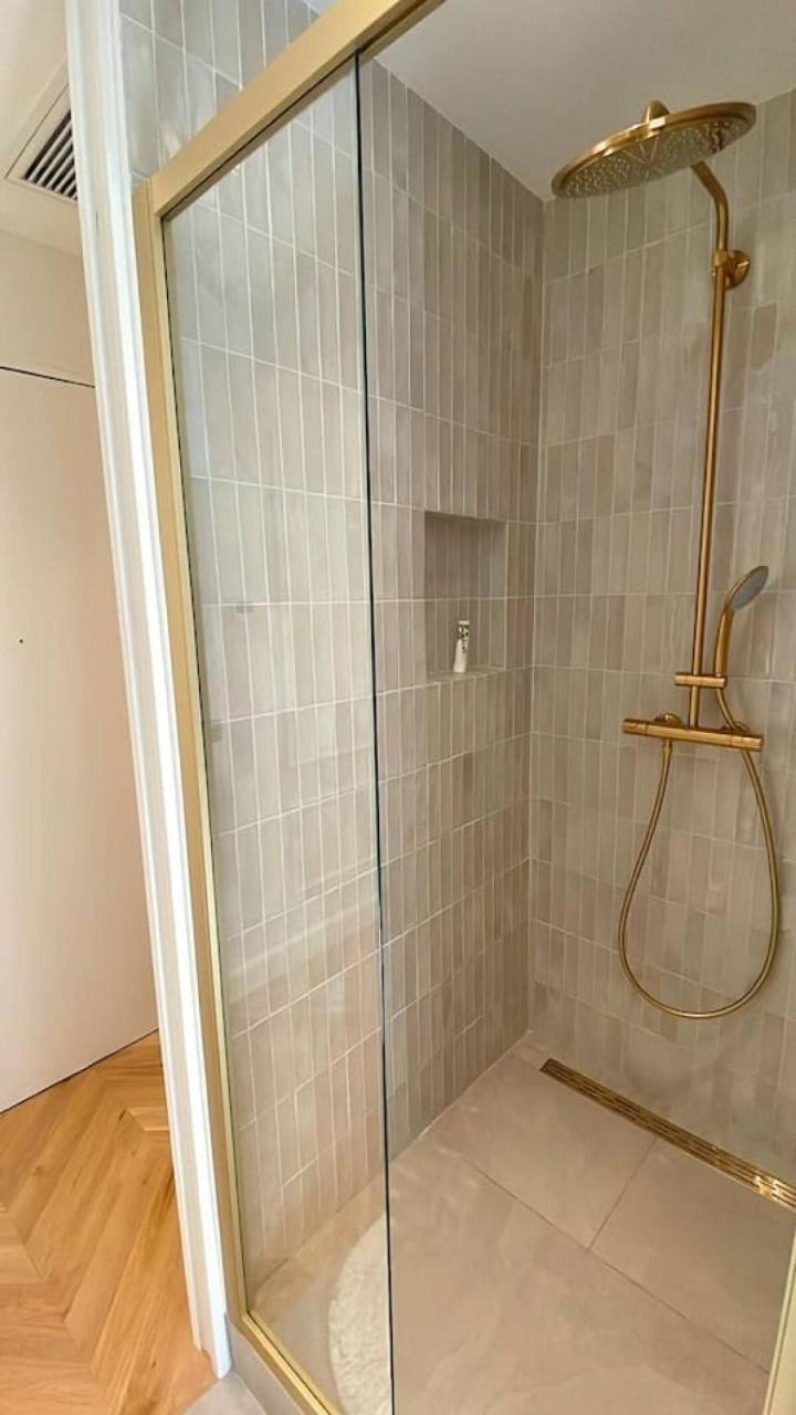 Appartement 4p 1br - Fully Renovated With Ac - Champs-elysees Parijs